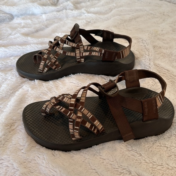 Chaco sandals size 9 - Picture 2 of 7